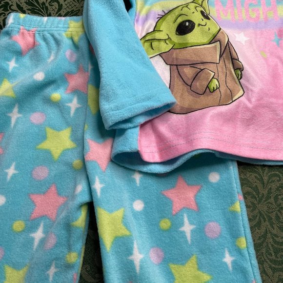 Star Wars Pajamas Nwt 2t 4t 3t Girls Star Wars Mandalorian Mighty